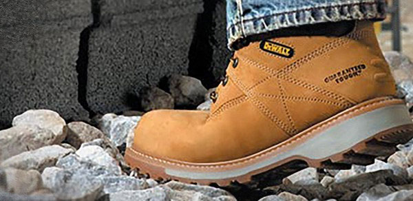 Dewalt Safety Boots for Long Hours of Hard Wear (Reviews) 2023